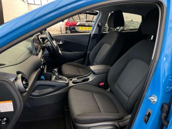 HYUNDAI KONA 1.6 Kona Premium GDi HEV Semi-Auto 5dr
