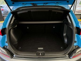 HYUNDAI KONA 1.6 Kona Premium GDi HEV Semi-Auto 5dr