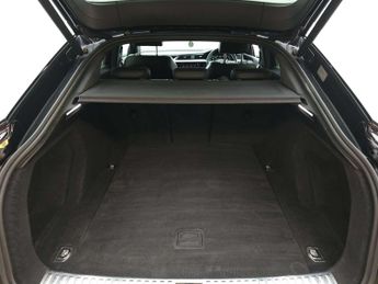 AUDI E-TRON e-tron Sportback 55 Launch Edition Quattro Auto 4WD 5dr