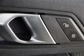 BMW 1 Series 1.5 118i SE (LCP) Hatchback 5dr Petrol DCT Euro 6 (s/s) (136 ps)