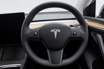 TESLA MODEL Y (Dual Motor) Long Range SUV 5dr Electric Auto 4WDE (384 bhp)