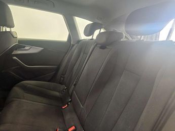 AUDI A4 2.0 A4 Sport Ultra TDI Semi-Auto 5dr