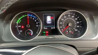 VOLKSWAGEN GOLF e-Golf 5dr