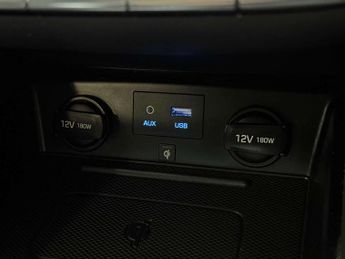 Hyundai IONIQ 1.6 IONIQ Premium FHEV Semi-Auto 5dr