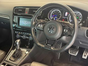 Volkswagen GOLF 2.0 Golf R DSG 4WD 3dr
