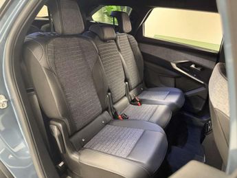 PEUGEOT 5008 1.2 5008 Allure MHEV Auto 5dr