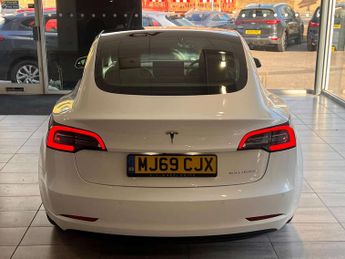 Tesla Model 3 (Dual Motor) Long Range Saloon 4dr Electric Auto 4WDE (346 ps)