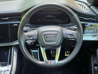AUDI Q8 3.0 Q8 S Line 50 TDI Quattro Auto 4WD 5dr
