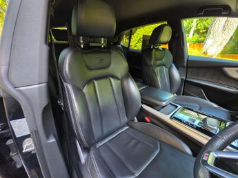 AUDI Q8 3.0 Q8 S Line 50 TDI Quattro Auto 4WD 5dr