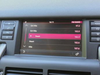 LAND ROVER DISCOVERY SPORT 2.0 Discovery Sport SE Tech TD4 Auto 4WD 5dr