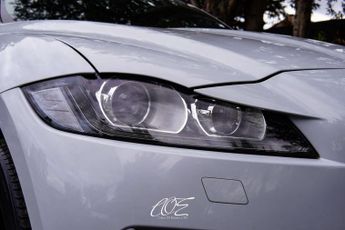 JAGUAR F-PACE 2.0 F-PACE R-Sport AWD D Auto 4WD 5dr