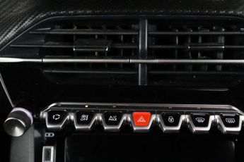 Peugeot E-2008 50kWh Allure Premium + SUV 5dr Electric Auto (7kW Charger) (136 