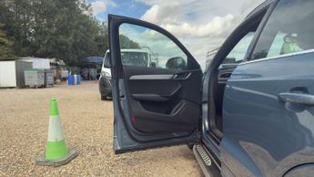 AUDI Q3 2.0 TFSI S line SUV 5dr Petrol S Tronic quattro Euro 5 (s/s) (17