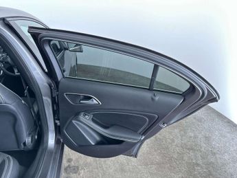 MERCEDES-BENZ A-CLASS 1.6 A 180 Sport Edition Auto 5dr