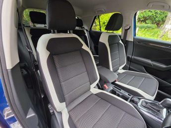 VOLKSWAGEN T-ROC 2.0 T-Roc SEL TSi 4Motion Semi-Auto 4WD 5dr
