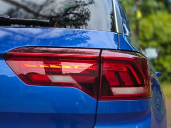 VOLKSWAGEN T-ROC 2.0 T-Roc SEL TSi 4Motion Semi-Auto 4WD 5dr
