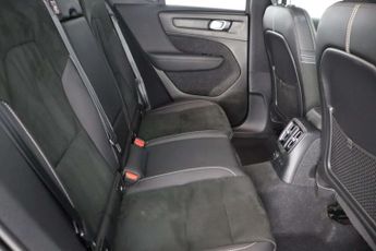 Volvo XC40 1.5h T4 Recharge 10.7kWh Plus SUV 5dr Petrol Plug-in Hybrid Auto