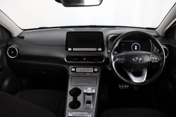 Hyundai KONA 64kWh Premium SUV 5dr Electric Auto (10.5kW Charger) (204 ps)