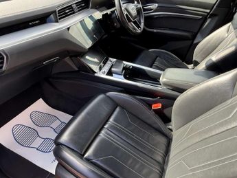 Audi e-tron 55 S line Sportback 5dr Electric Auto quattro 95kWh (408 ps)