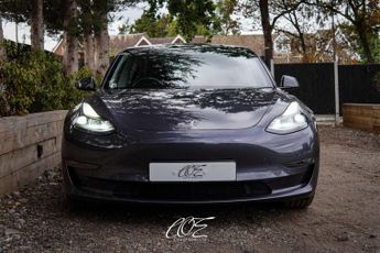 TESLA MODEL 3 Model 3 Long Range AWD 4WD 4dr