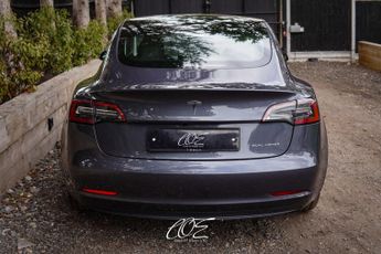 TESLA MODEL 3 Model 3 Long Range AWD 4WD 4dr