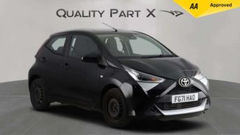 Toyota AYGO 1.0 VVT-i x-play Hatchback 5dr Petrol Manual Euro 6 (s/s) (71 ps