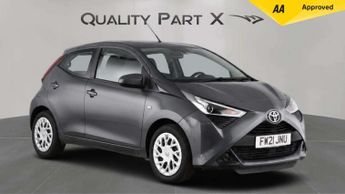 Toyota AYGO 1.0 VVT-i x-play Hatchback 5dr Petrol x-shift Euro 6 (Safety Sen