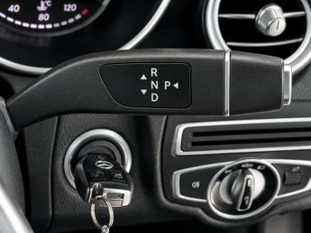 Mercedes-Benz C Class 2.1 C220d AMG Line Saloon 4dr Diesel 7G-Tronic+ Euro 6 (s/s) (17