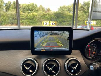 MERCEDES-BENZ GLA 1.6 GLA 180 Urban Edition Auto 5dr