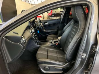MERCEDES-BENZ GLA 1.6 GLA 180 Urban Edition Auto 5dr