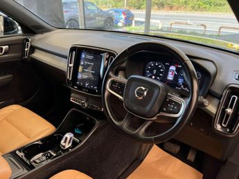 VOLVO XC40 2.0 XC40 Inscription T4 AWD Auto 4WD 5dr