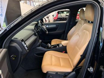 VOLVO XC40 2.0 XC40 Inscription T4 AWD Auto 4WD 5dr