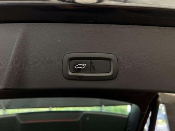 VOLVO XC40 2.0 XC40 Inscription T4 AWD Auto 4WD 5dr
