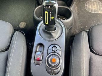 MINI HATCH Cooper S Electric Level 1 3dr