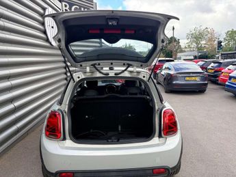 MINI HATCH Cooper S Electric Level 1 3dr