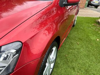 VOLKSWAGEN POLO 1.2 Polo SEL TSi Semi-Auto 5dr