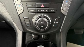 HYUNDAI SANTA FE 2.2 CRDi Premium SUV 5dr Diesel Auto 4WD Euro 5 (7 seat) (194 bh