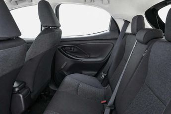 TOYOTA YARIS 1.5 VVT-h Icon Hatchback 5dr Petrol Hybrid E-CVT Euro 6 (s/s) (1