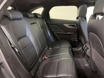 JAGUAR F-PACE 2.0 F-PACE Chequered Flag AWD D Auto 4WD 5dr