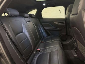 JAGUAR F-PACE 2.0 F-PACE Chequered Flag AWD D Auto 4WD 5dr