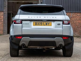 Land Rover RANGE ROVER EVOQUE 2.0 Range Rover Evoque SE Tech TD4 Auto 4WD 5dr