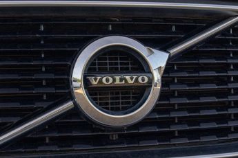 VOLVO XC90 2.0 D5 PowerPulse R-Design SUV 5dr Diesel Auto 4WD Euro 6 (s/s) 