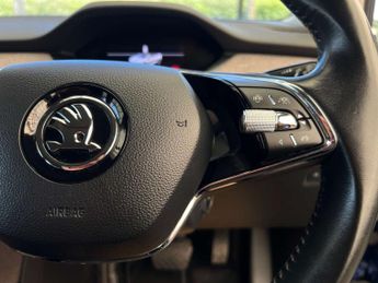 SKODA ENYAQ Enyaq iV 80 5dr