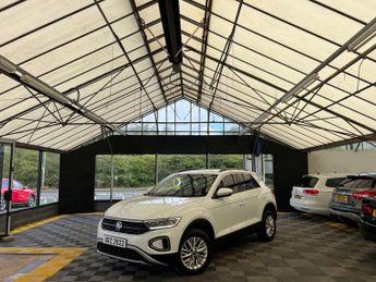 Volkswagen T-Roc 1.5 T-Roc Life TSI Semi-Auto 5dr