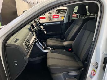 VOLKSWAGEN T-ROC 1.5 T-Roc Life TSI Semi-Auto 5dr