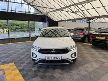 VOLKSWAGEN T-ROC 1.5 T-Roc Life TSI Semi-Auto 5dr