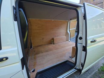 VOLKSWAGEN TRANSPORTER 2.0 Transporter T30 Startline TDI
