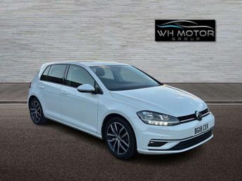 VOLKSWAGEN GOLF 1.0 Golf SE Nav TSi BlueMotion Technology Semi-Auto 5dr