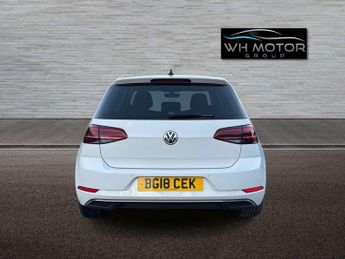 VOLKSWAGEN GOLF 1.0 Golf SE Nav TSi BlueMotion Technology Semi-Auto 5dr