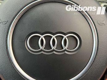Audi RS Q3 2.5 RS Q3 TFSI Quattro Semi-Auto 4WD 5dr